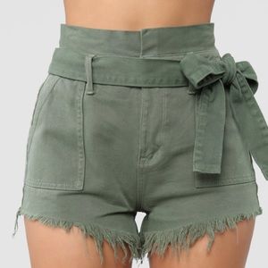 Paperbag Waist Shorts - Olive
